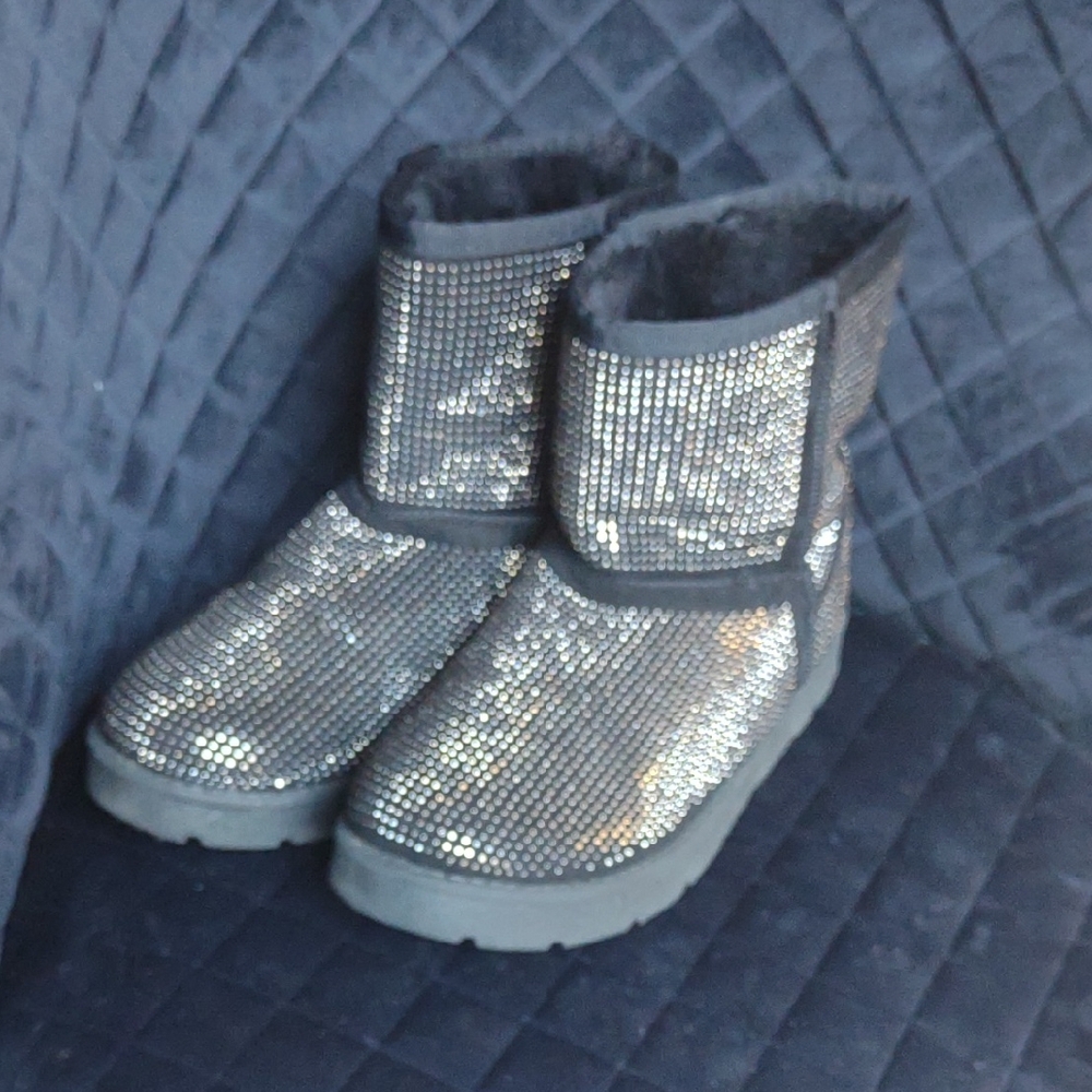TOP Moda Silver Winter Boots